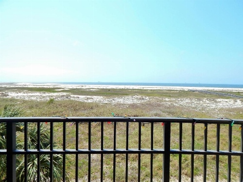 206 Holiday Isle image 10