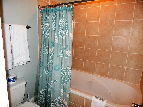 206 Holiday Isle image 14