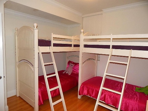 206 Holiday Isle image 2